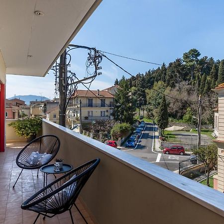 Appartamento A Luxury Retreat In Corfu Town By Konnect Esterno foto